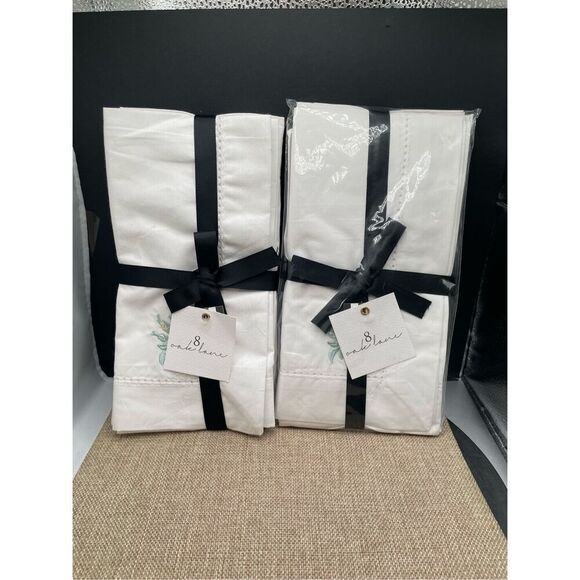 8 Park Lane Dinner Napkins Embroidered Flowers 2 Sets of 4 White Blue Yellow - Picture 6 of 6